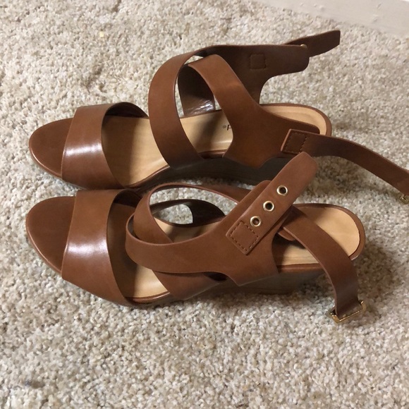 Classified Shoes - Tan wedge heals